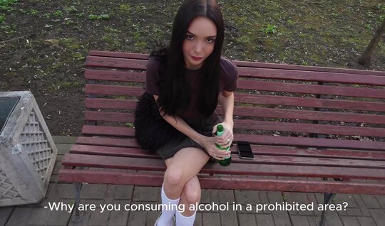 Русская милашка повелась на пикап и насладилась членом